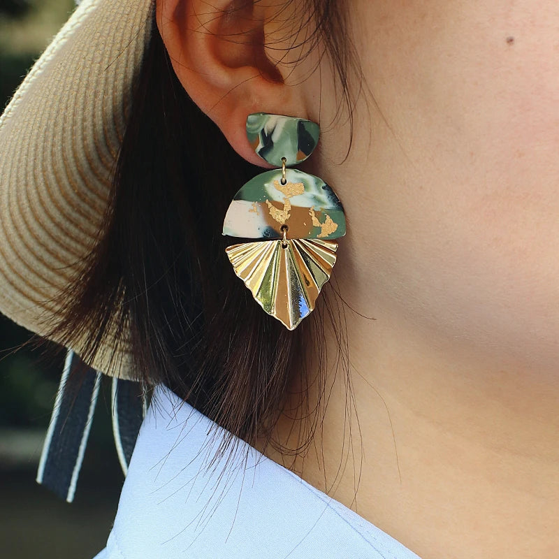 Lifefontier Handmade Polymer Clay Drop Earrings for Women Fashion Abstract Pattern Clay Metal Dangle Unusual Earrings Jewelry